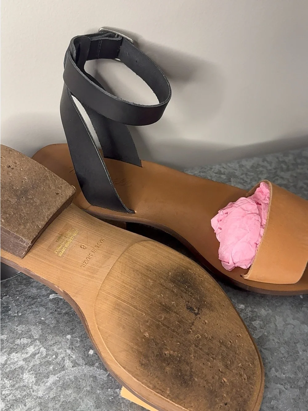 Madewell Leather Black and tan Ankle Strap Sandal size 8